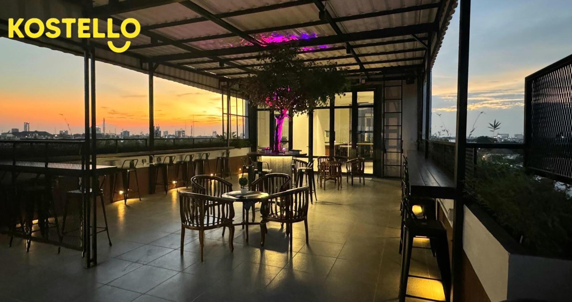 Kostello Rajawali Palembang Exterior foto